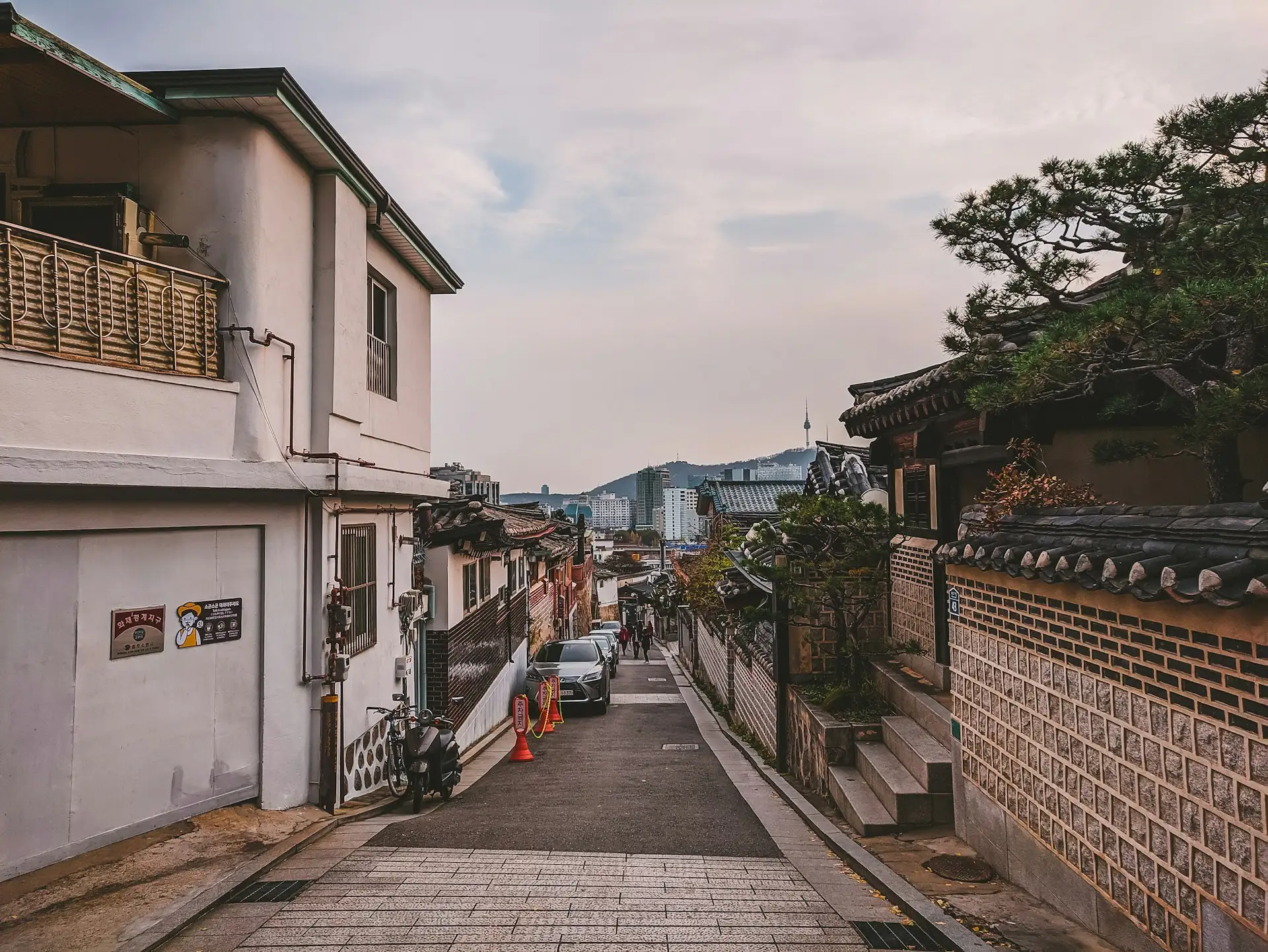 Bukchon Hanok Village