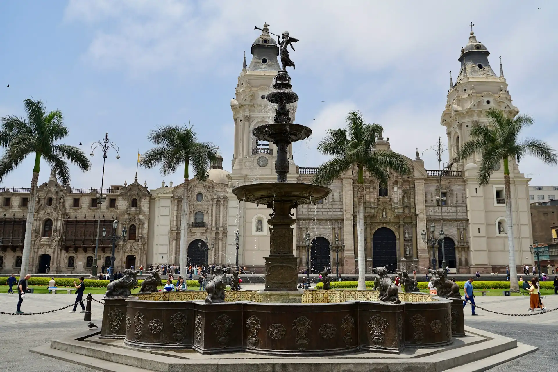 Plaza de Armas (Plaza Mayor)