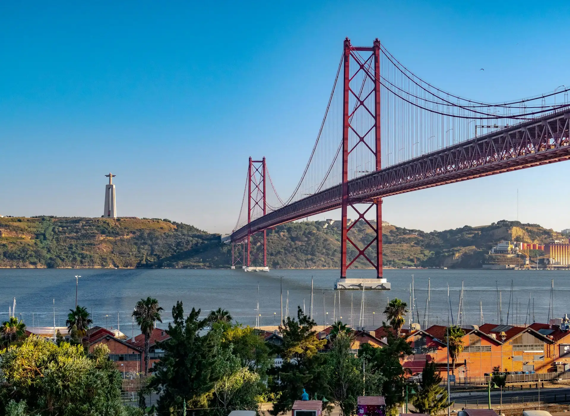 Loty do: Portugalia